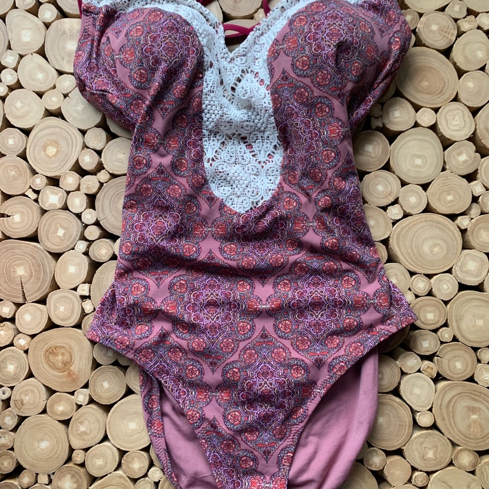 Bikini villages -Sundays Best -Elegant Pink Patterned One-Piece Swimsuit